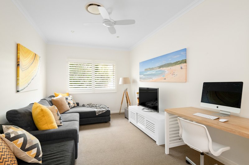 Photo - 10 Bareena Road, Avalon Beach NSW 2107 - Image 7