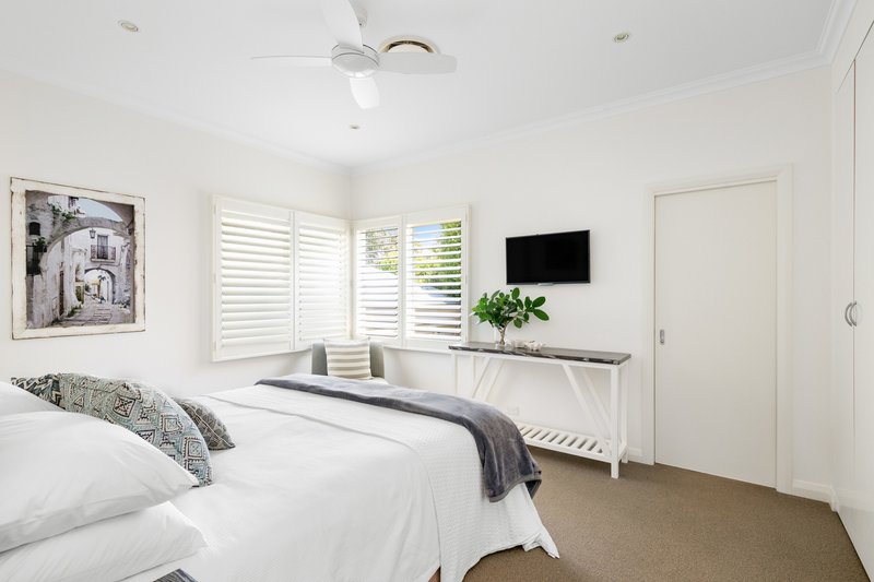 Photo - 10 Bareena Road, Avalon Beach NSW 2107 - Image 8