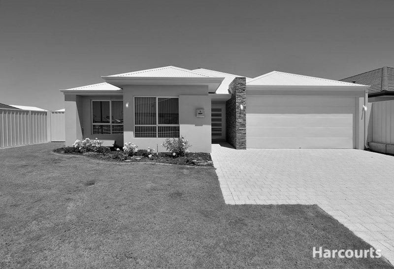 10 Baroda Way, Madora Bay WA 6210