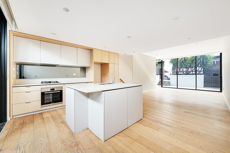 Photo - 10 Barr Street, Camperdown NSW 2050 - Image 1