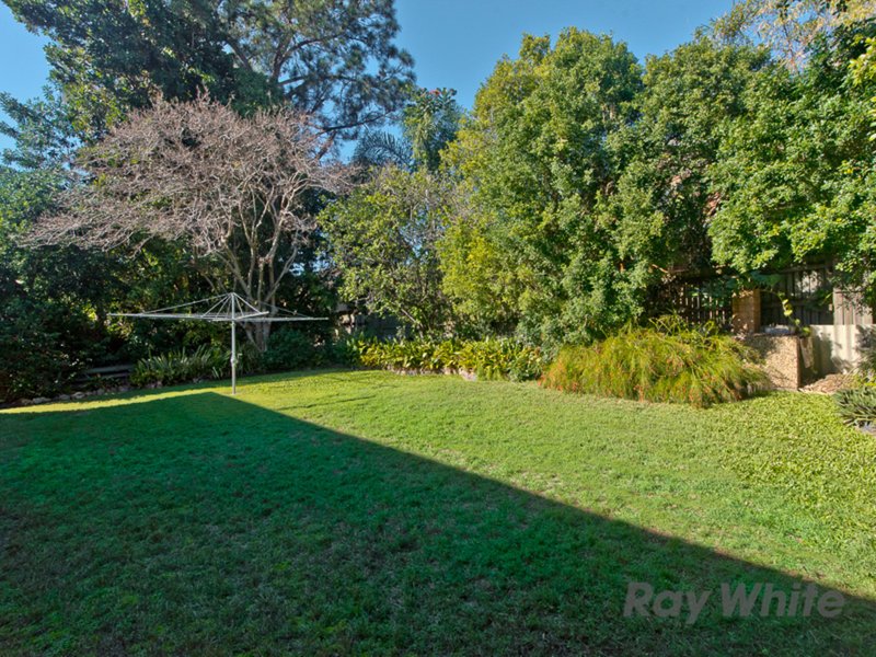 Photo - 10 Barrabui Street, Bracken Ridge QLD 4017 - Image 16