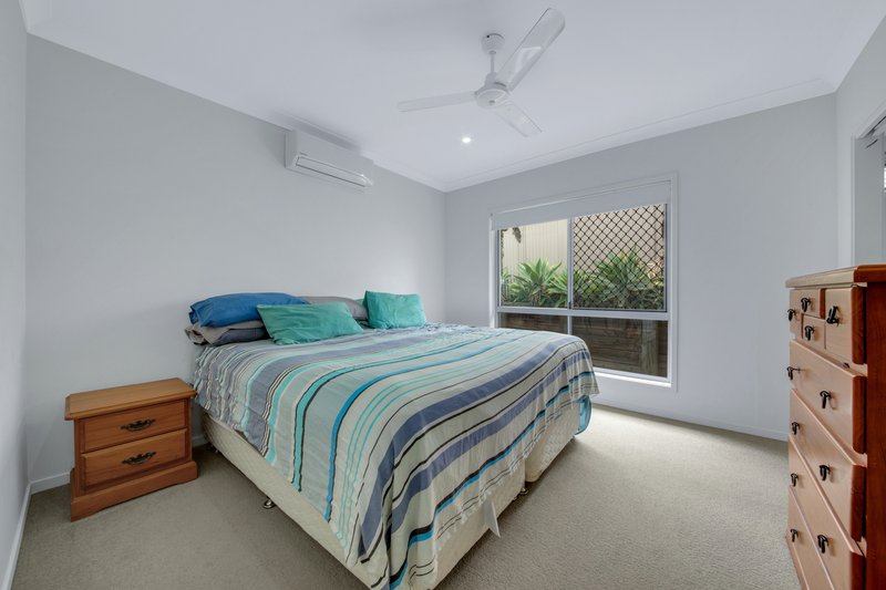 Photo - 10 Barramundi Street, Toolooa QLD 4680 - Image 3