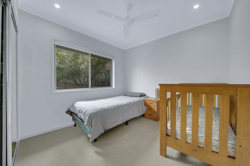 Photo - 10 Barramundi Street, Toolooa QLD 4680 - Image 12