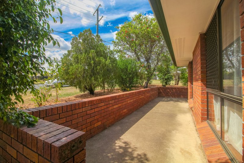 Photo - 10 Barret Street, Flinders View QLD 4305 - Image 7