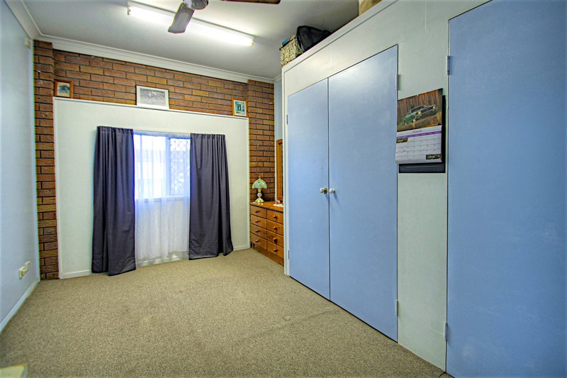 Photo - 10 Barret Street, Flinders View QLD 4305 - Image 15