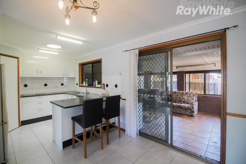 Photo - 10 Barret Street, Flinders View QLD 4305 - Image 21