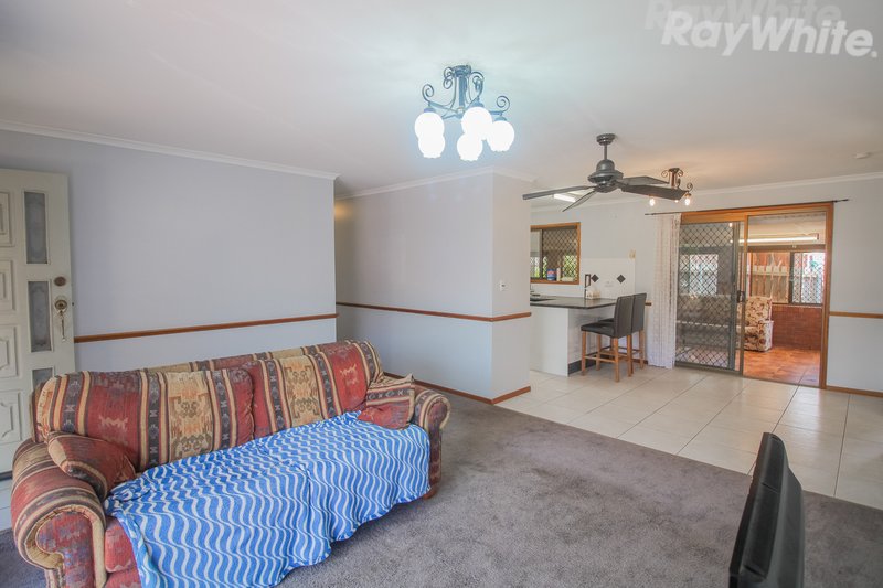 Photo - 10 Barret Street, Flinders View QLD 4305 - Image 22