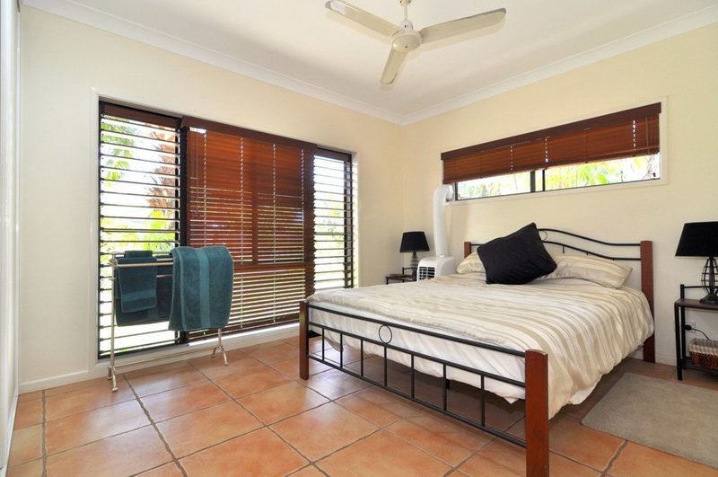 Photo - 10 Barrier Close, Clifton Beach QLD 4879 - Image 14