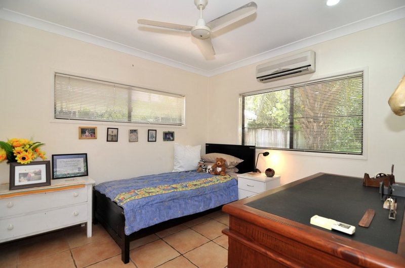 Photo - 10 Barrier Close, Clifton Beach QLD 4879 - Image 15