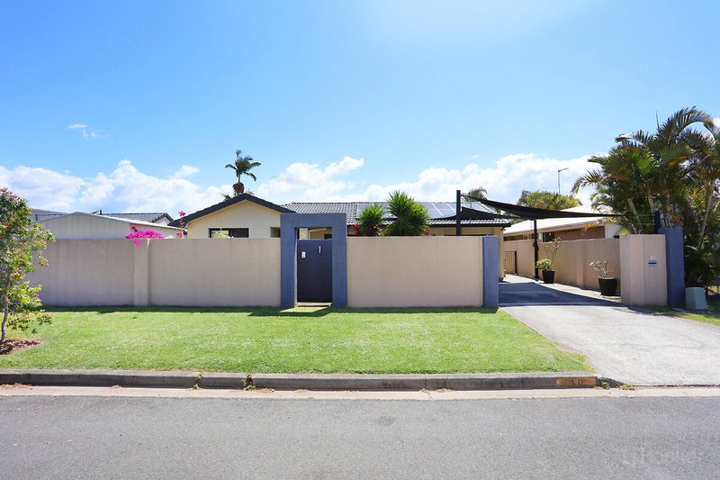 Photo - 10 Barrine Crescent, Coombabah QLD 4216 - Image 5