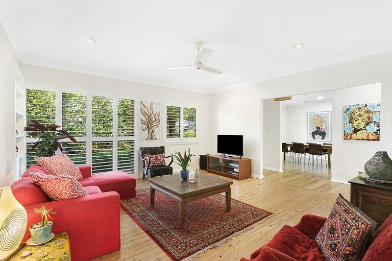 Photo - 10 Bate Ave , Allambie Heights NSW 2100 - Image 8