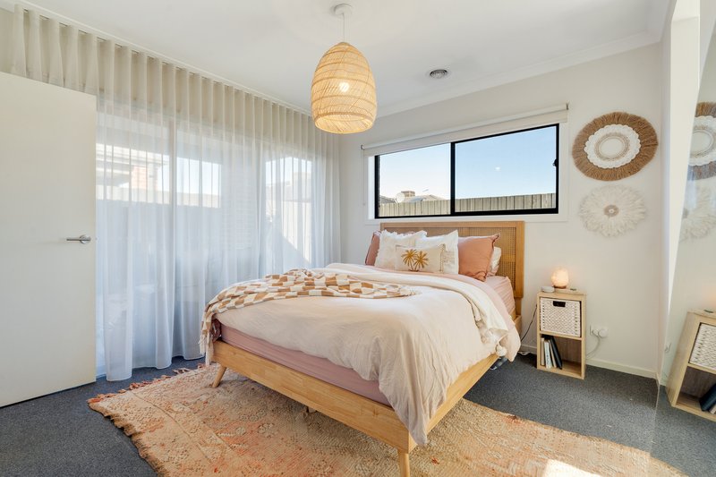 Photo - 10 Batman Crescent, Wallan VIC 3756 - Image 17