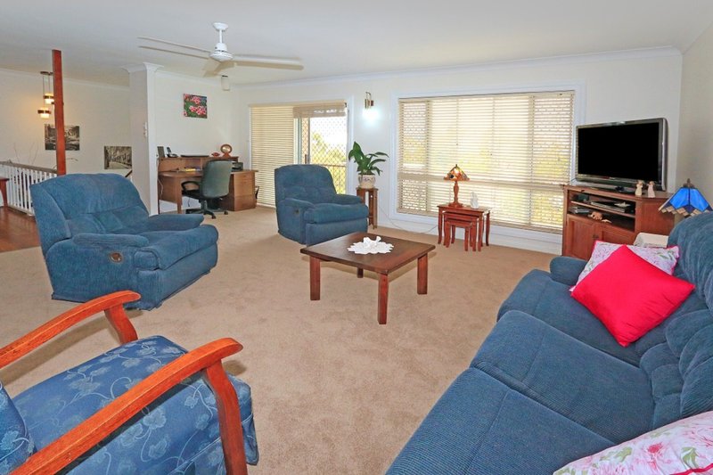 Photo - 10 Bauhinia Terrace, The Range QLD 4700 - Image 5