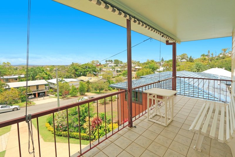 Photo - 10 Bauhinia Terrace, The Range QLD 4700 - Image 8