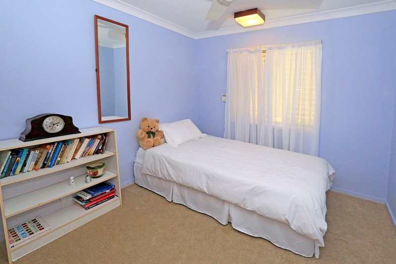 Photo - 10 Bauhinia Terrace, The Range QLD 4700 - Image 12