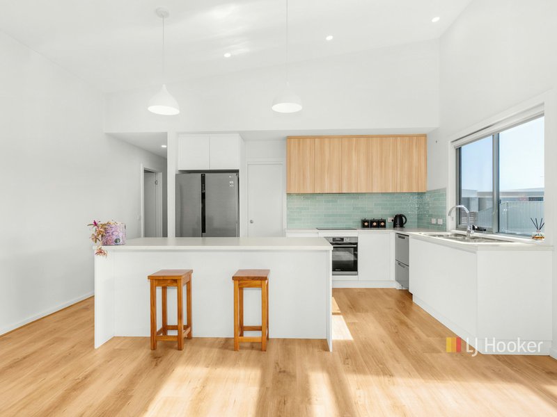 Photo - 10 Beachrock View, East Devonport TAS 7310 - Image 3