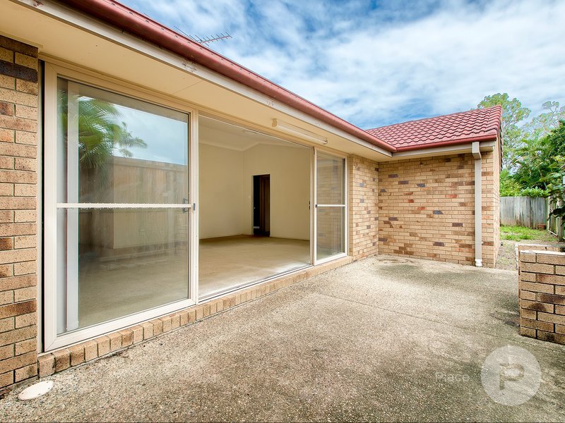 Photo - 10 Beamont Place, Forest Lake QLD 4078 - Image 6