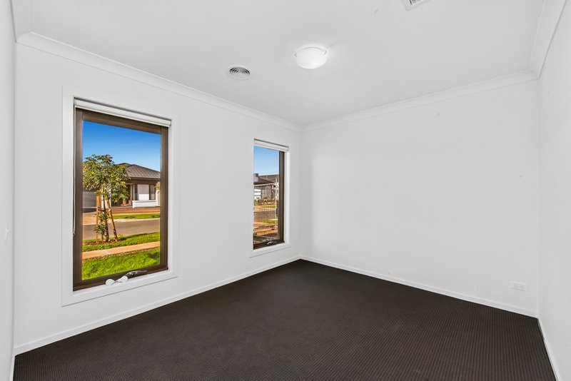 Photo - 10 Beaumont Street, Aintree VIC 3336 - Image 6