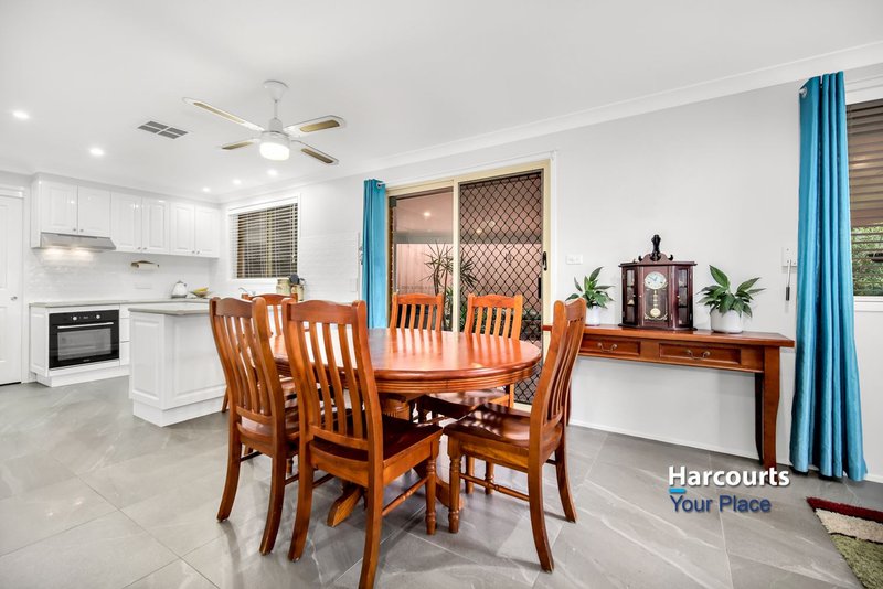 Photo - 10 Becke Court, Glenmore Park NSW 2745 - Image 6