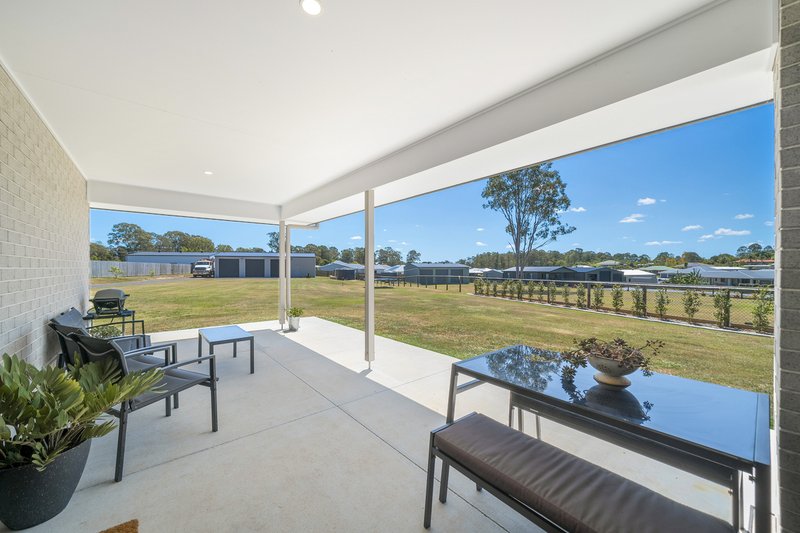 Photo - 10 Bedford Court, Upper Caboolture QLD 4510 - Image 13