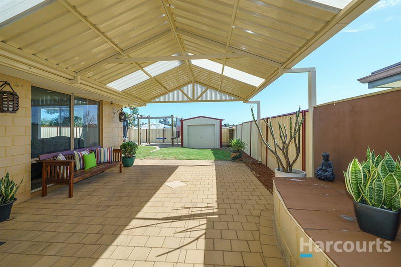 Photo - 10 Beefwood Street, Banksia Grove WA 6031 - Image 3