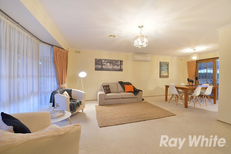 Photo - 10 Beilby Close, Upper Ferntree Gully VIC 3156 - Image 2