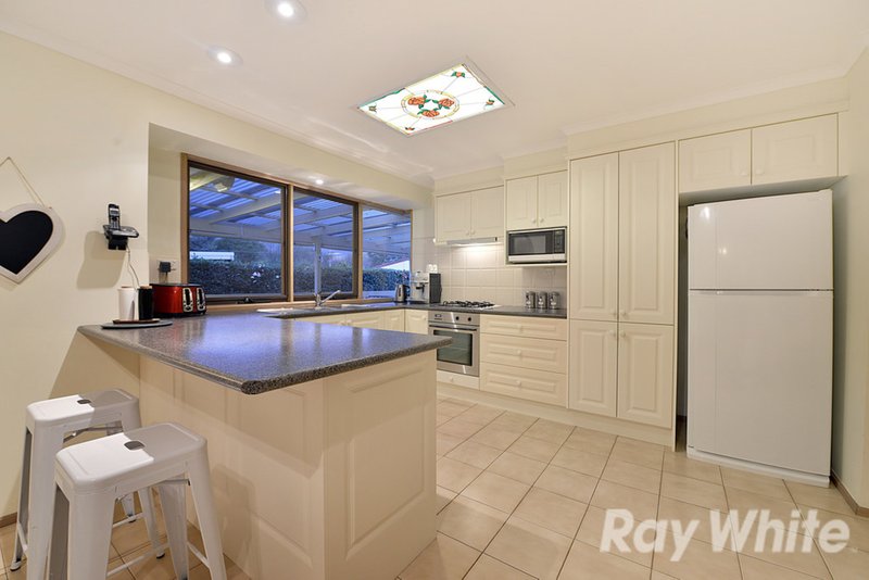 Photo - 10 Beilby Close, Upper Ferntree Gully VIC 3156 - Image 5