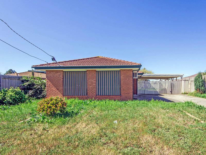 Photo - 10 Bellbird Court, Werribee VIC 3030 - Image 2