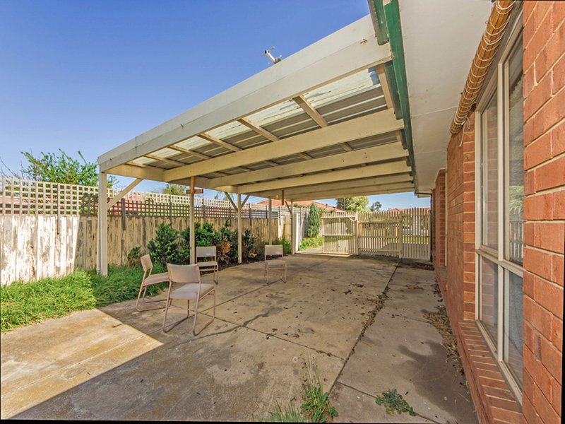 Photo - 10 Bellbird Court, Werribee VIC 3030 - Image 5