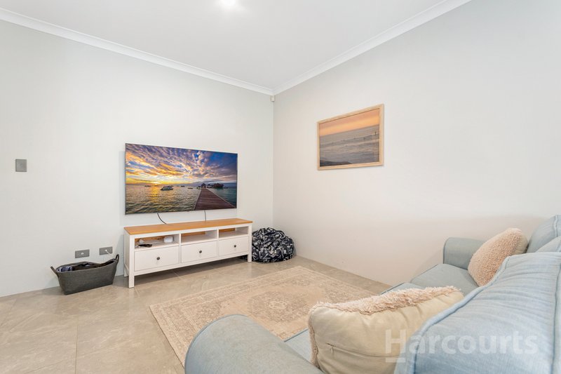 Photo - 10 Bellefontaine Grove, Mindarie WA 6030 - Image 7