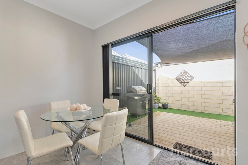 Photo - 10 Bellefontaine Grove, Mindarie WA 6030 - Image 14