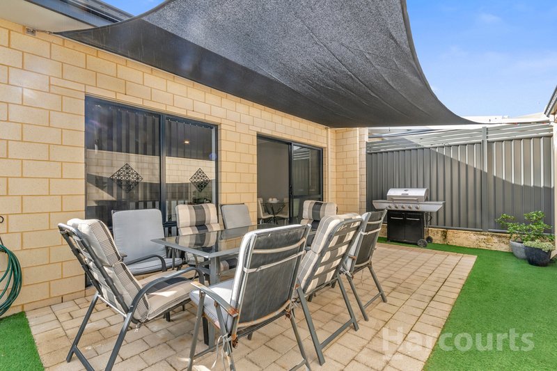 Photo - 10 Bellefontaine Grove, Mindarie WA 6030 - Image 17