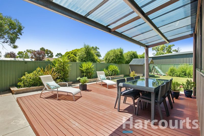 Photo - 10 Bellview Court, Delacombe VIC 3356 - Image 20