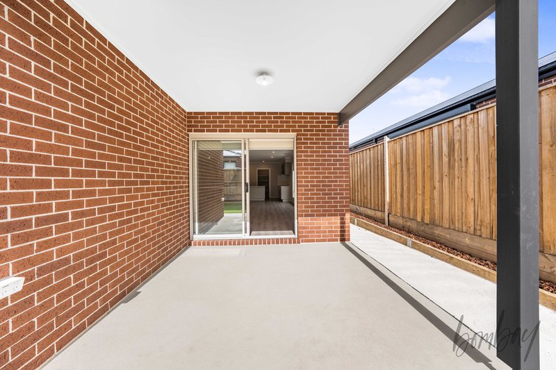 Photo - 10 Belmont Boulevard, Donnybrook VIC 3064 - Image 12