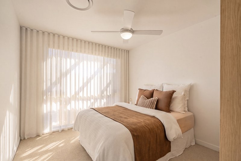 Photo - 10 Belmore Close, Robina QLD 4226 - Image 14