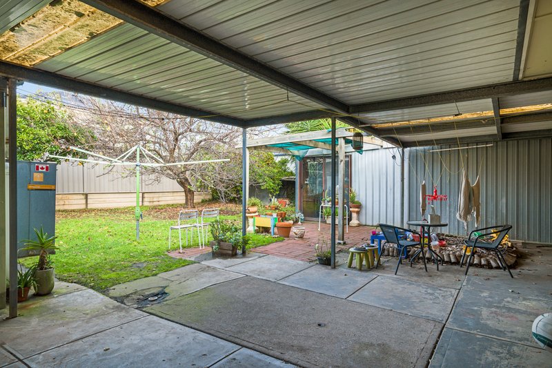 Photo - 10 Beltana Street, Flinders Park SA 5025 - Image 11