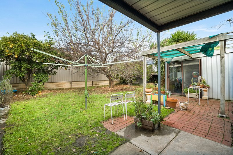 Photo - 10 Beltana Street, Flinders Park SA 5025 - Image 13