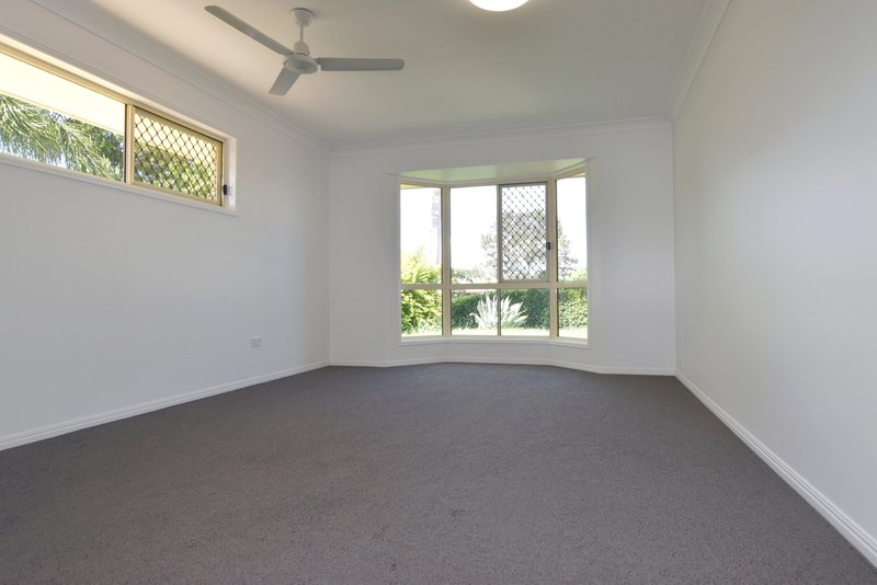 Photo - 10 Benjamin Court, Glen Eden QLD 4680 - Image 15