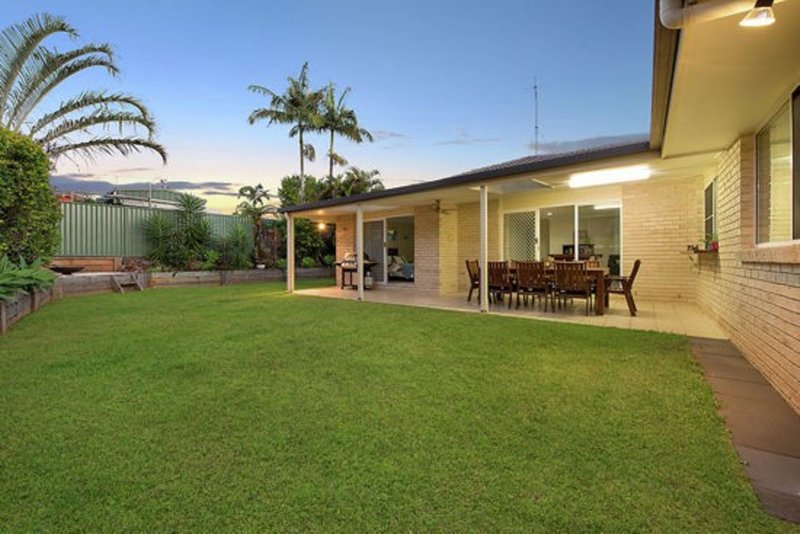 Photo - 10 Benkalu Court, Palmwoods QLD 4555 - Image 8