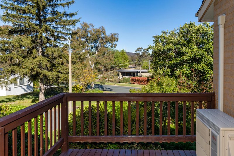 Photo - 10 Bennelong Crescent, Macquarie ACT 2614 - Image 10