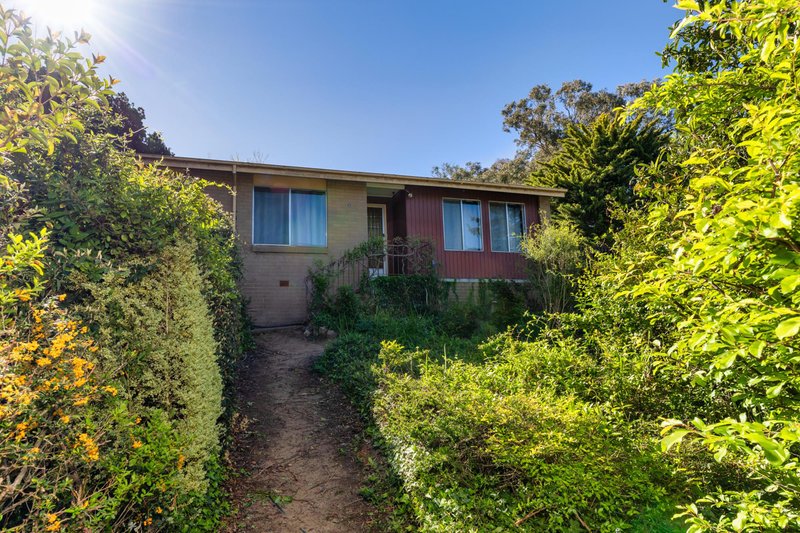 Photo - 10 Bennelong Crescent, Macquarie ACT 2614 - Image 17