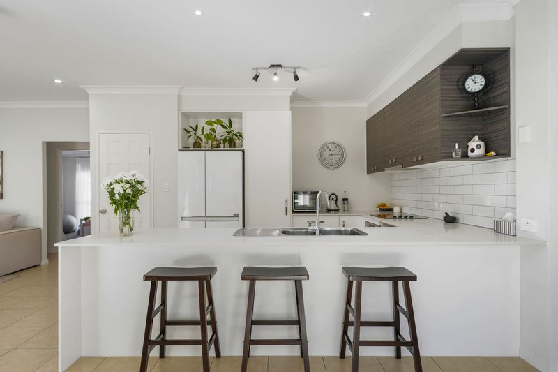 Photo - 10 Benson Street, Ormeau QLD 4208 - Image 5