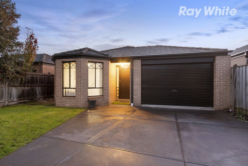 Photo - 10 Bentley Court, Pakenham VIC 3810 - Image 2