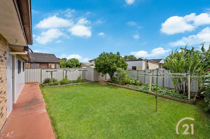 Photo - 10 Bernadette Place, Fairfield NSW 2165 - Image 14