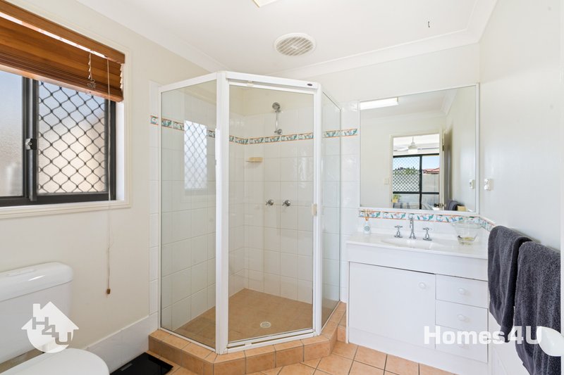 Photo - 10 Bernays Court, Rothwell QLD 4022 - Image 12