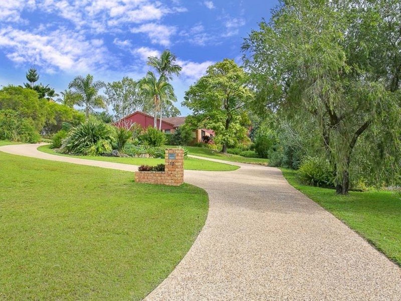 Photo - 10 Bernborough Place, Mudgeeraba QLD 4213 - Image 4