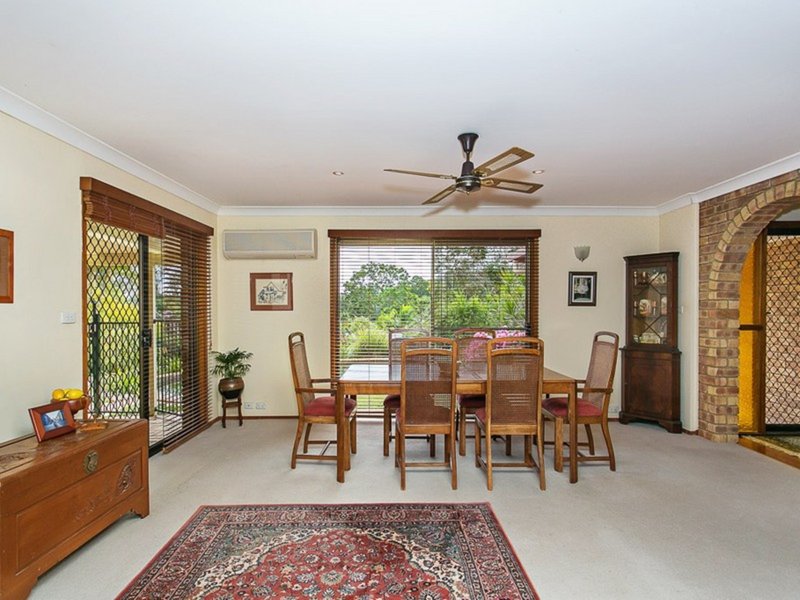 Photo - 10 Bernborough Place, Mudgeeraba QLD 4213 - Image 5