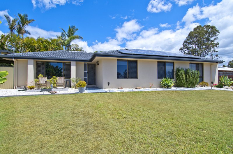 Photo - 10 Berri Place, Helensvale QLD 4212 - Image 1