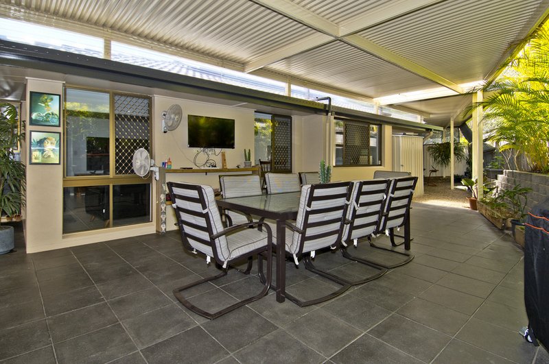 Photo - 10 Berri Place, Helensvale QLD 4212 - Image 8