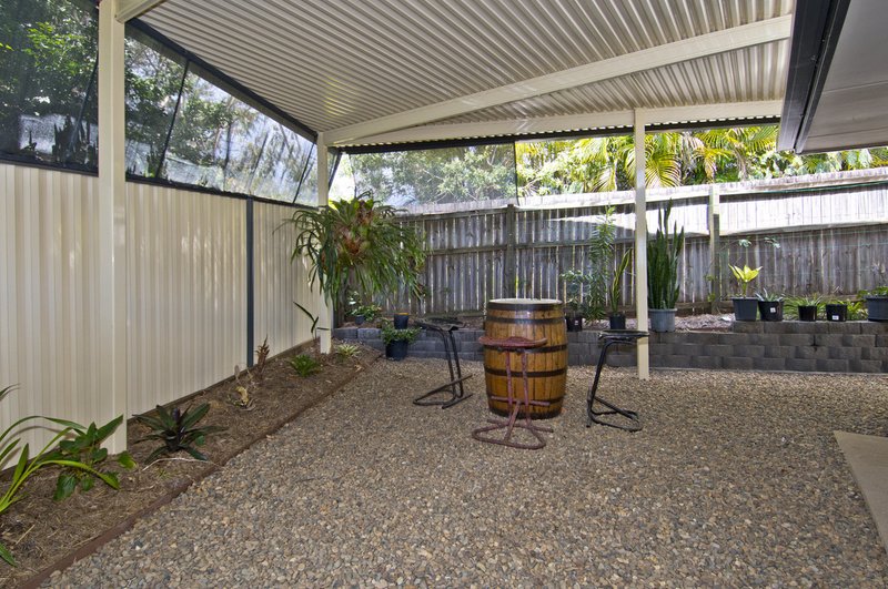 Photo - 10 Berri Place, Helensvale QLD 4212 - Image 9